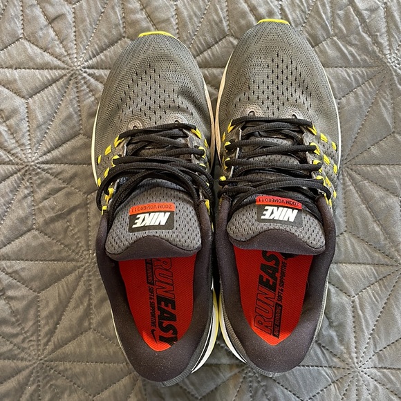 Nike Vomero 11 men’s size 12, 818099–005 - Picture 7 of 11